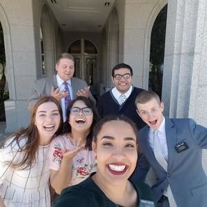 Meet your Posher, Johnathan